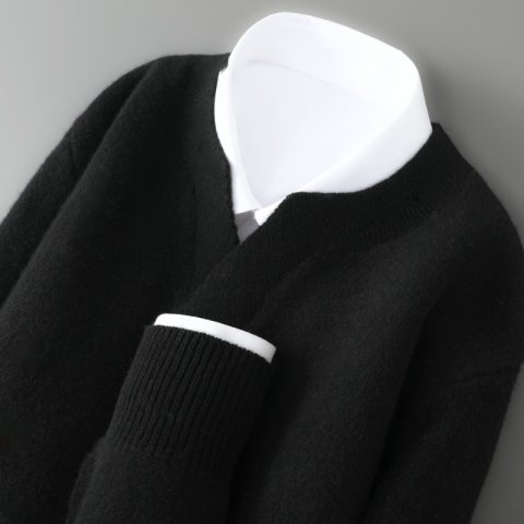 Men's V-Neck Wool Sweater Loose Pullover 3